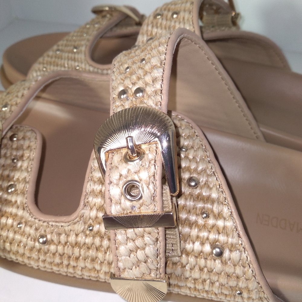 Steve Madden Tan/Gold Shell Buckle Strap Sandals, Freshwater Pearl Necklace Set - Picture 6 of 8